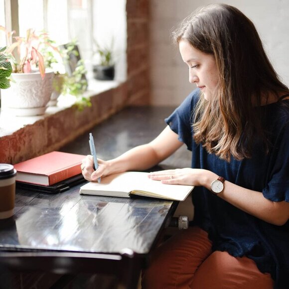 6 Pack Cute Gel Pens, Retractable Quick Dry Gel Ink Pen, Fine Point 0.5mm Black - Picture 4 of 7